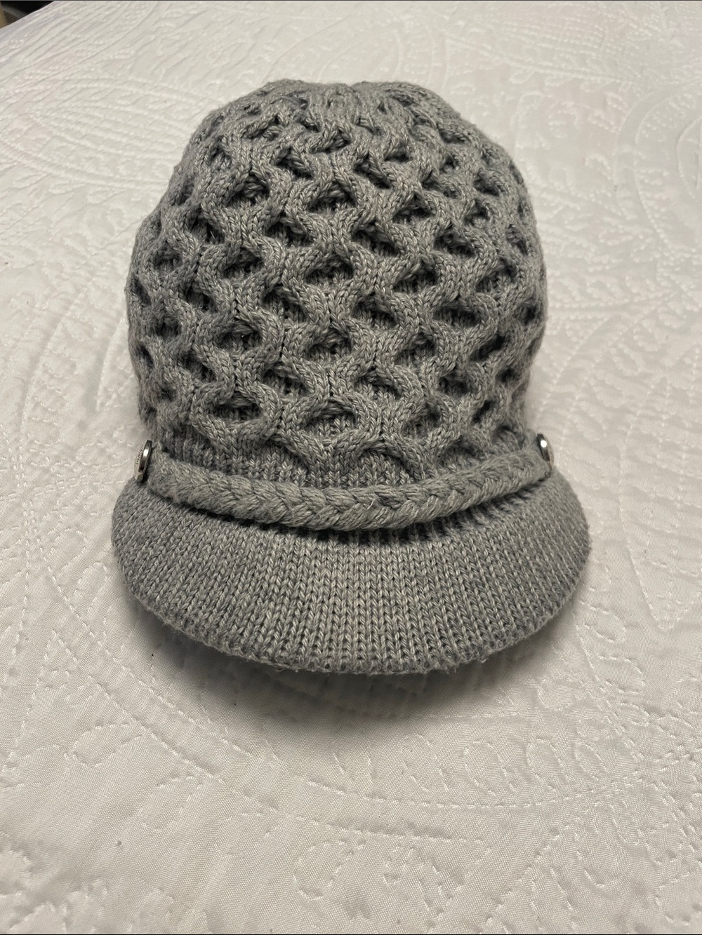 Calvin Klein Gray Cable Knit Crochet Brimmed Cabbie Beanie Hat with Visor Brim